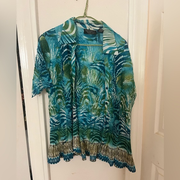 New York City Co Button Up - Picture 1 of 3